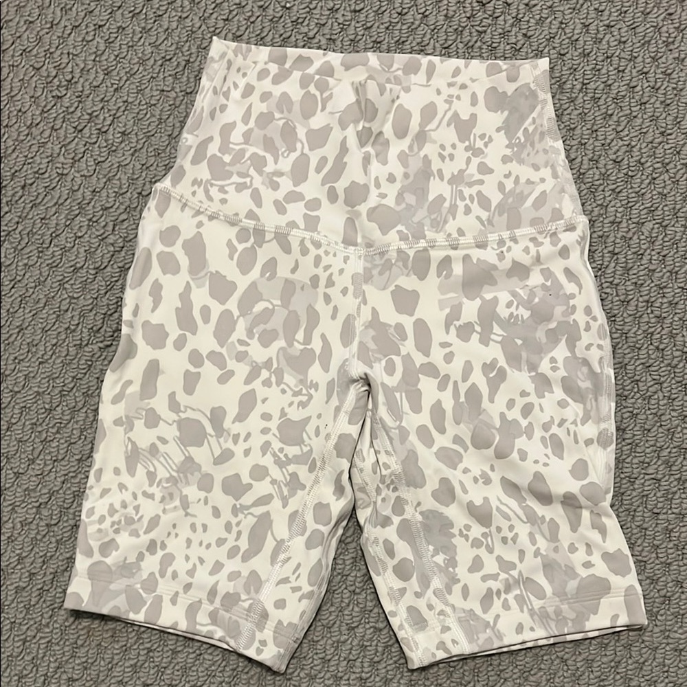 Lululemon Aligh High-Waisted Leopard Print Shorts 6”